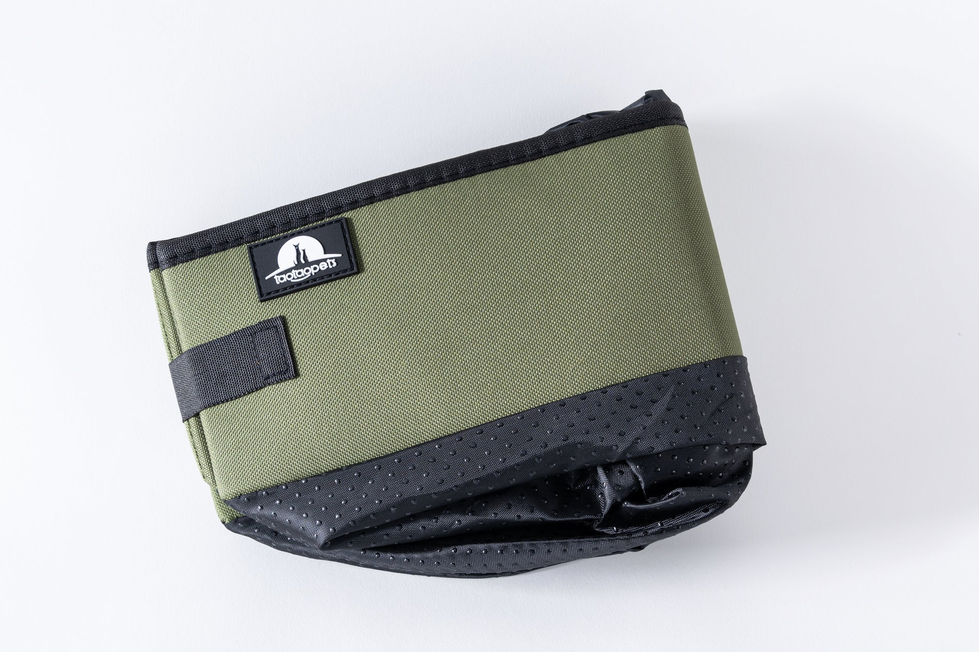 Litera impermeable y facil de transportar para gatos